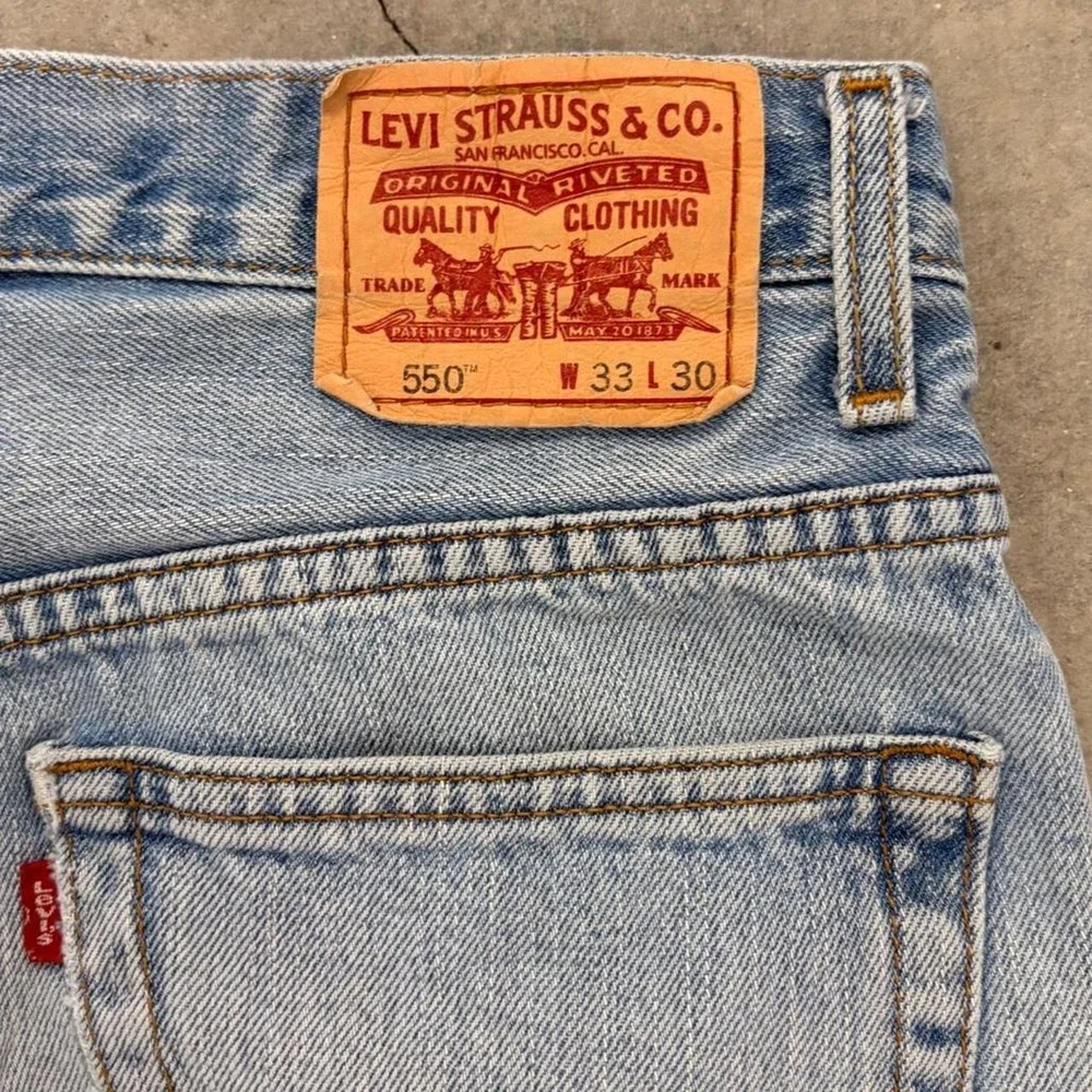 Levi's 550 Relaxed Fit Light Wash Baggy Skater Jeans Y2K 2000s Denim